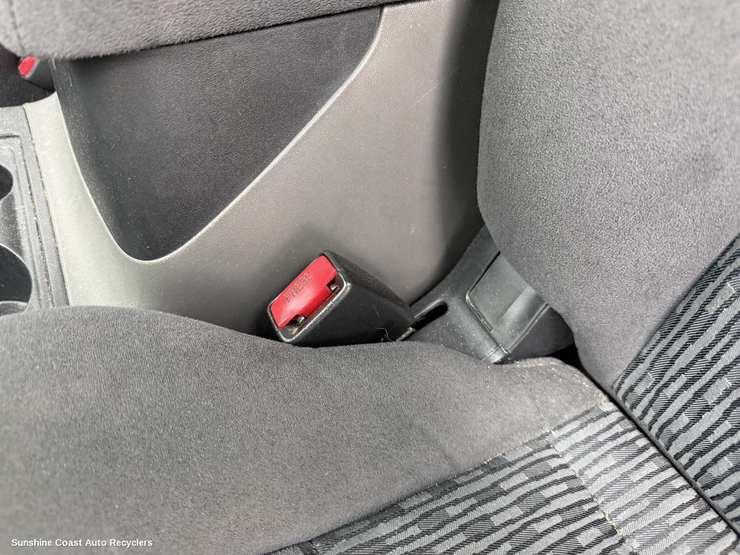 2002-2004 Mitsubishi Pajero Seatbelt Stalk