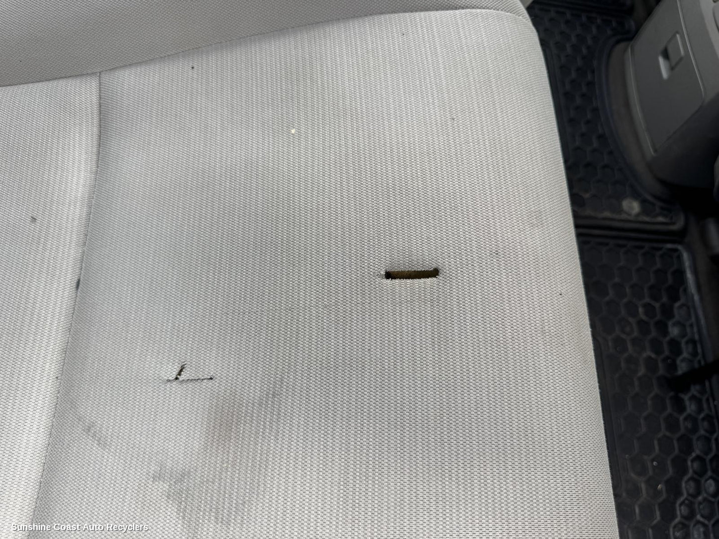 2015 Kia Carnival/grand Carnival 2nd Seat  Rear Seat