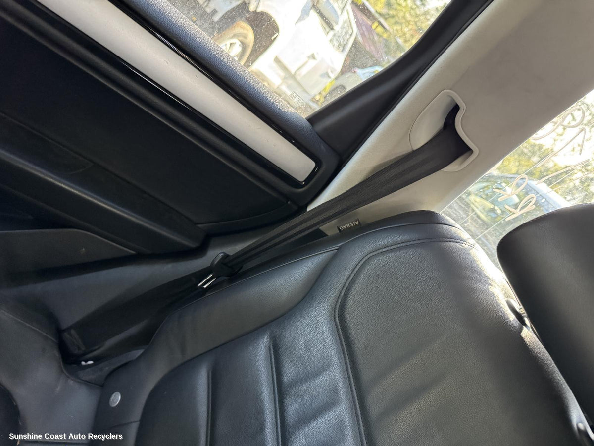 2010-2018 Volkswagen Touareg Seatbelt Stalk