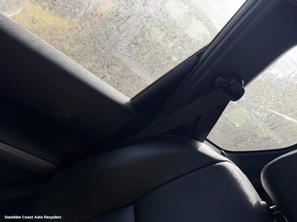 2007-2013 Nissan Xtrail Seatbelt Stalk