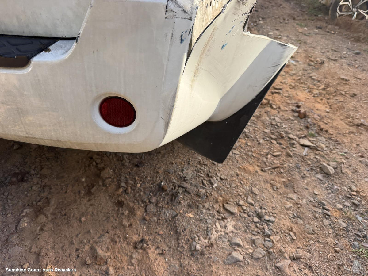 2005-2013 Nissan Pathfinder Right Taillight