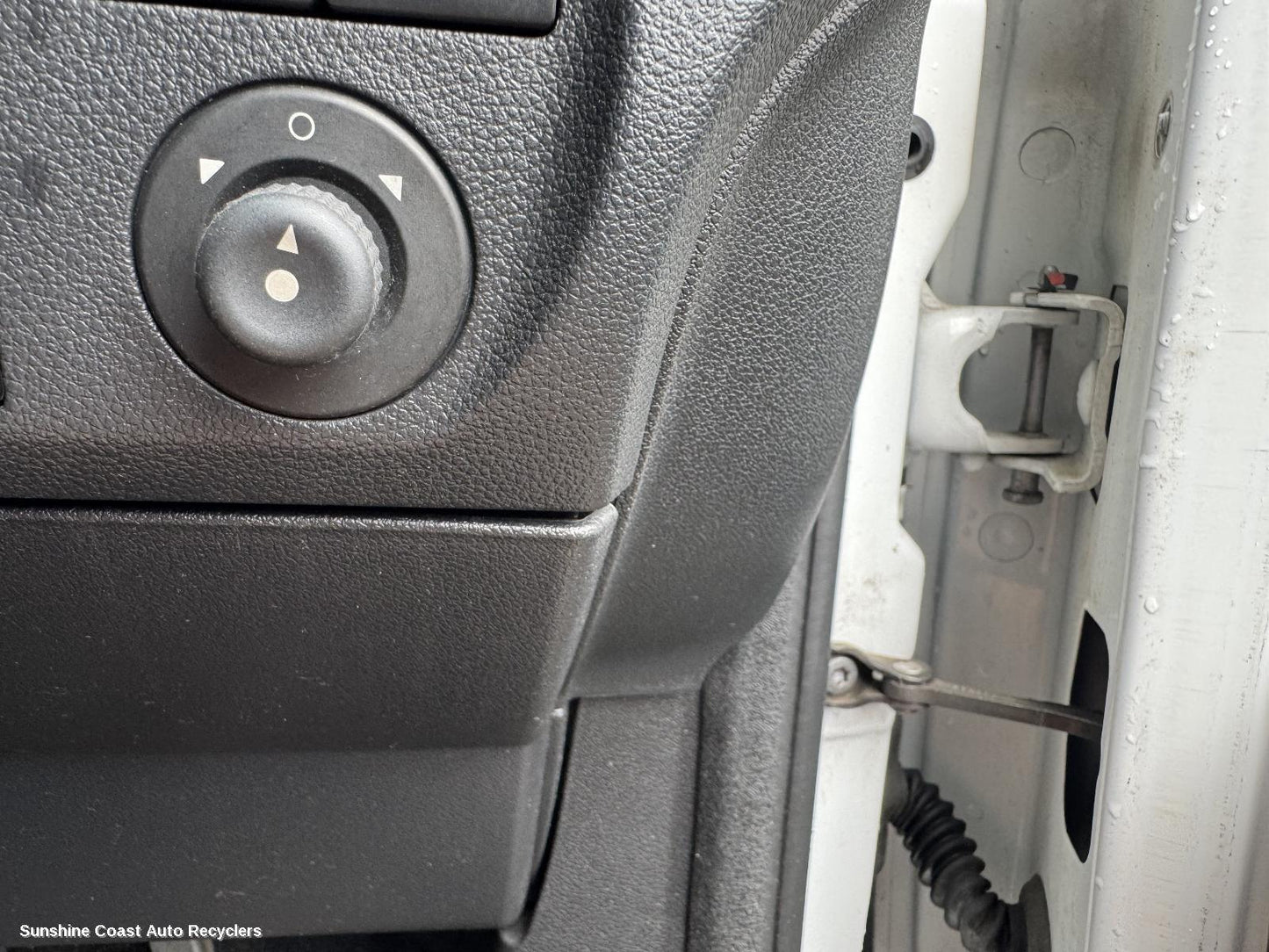 2015 Citroen Berlingo Misc Switch Relay