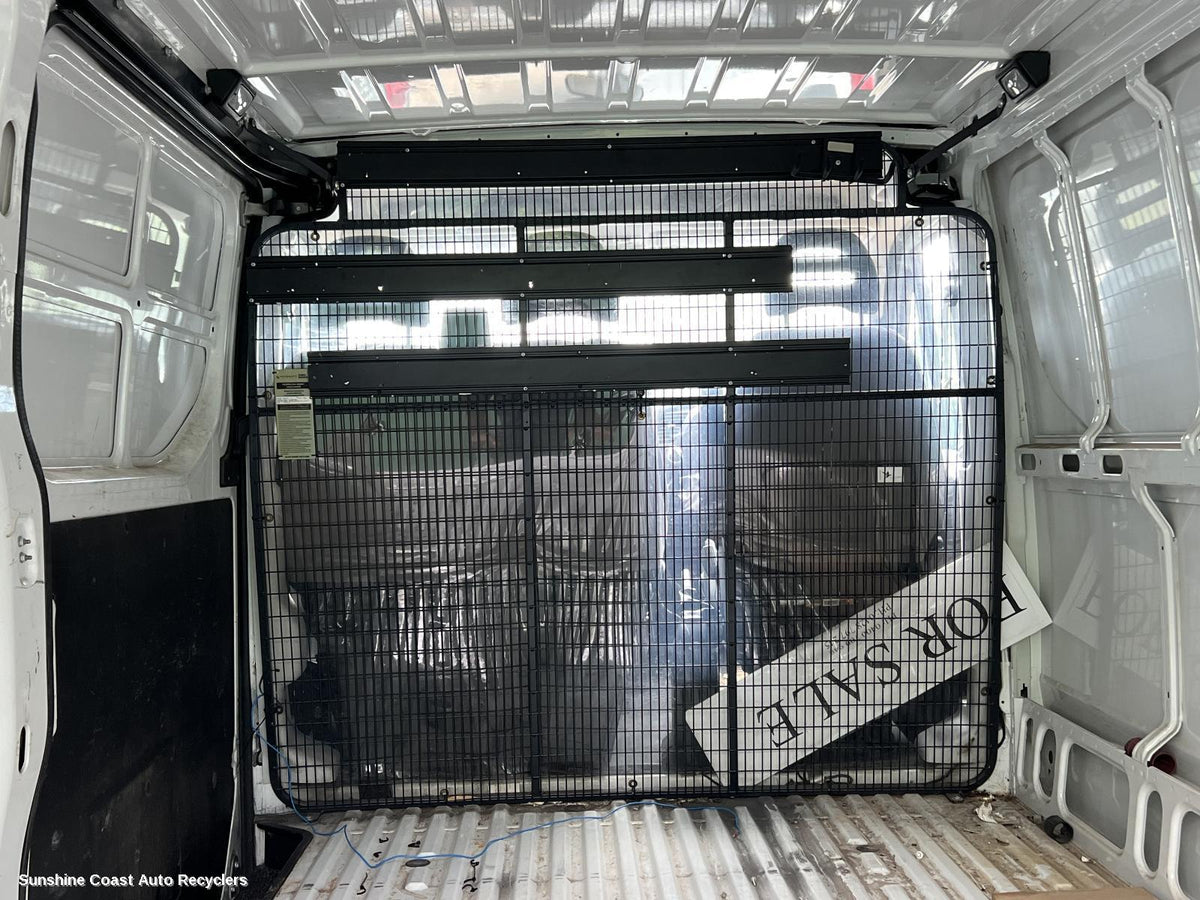 2015-2026 Iveco Daily Cargo Barrier