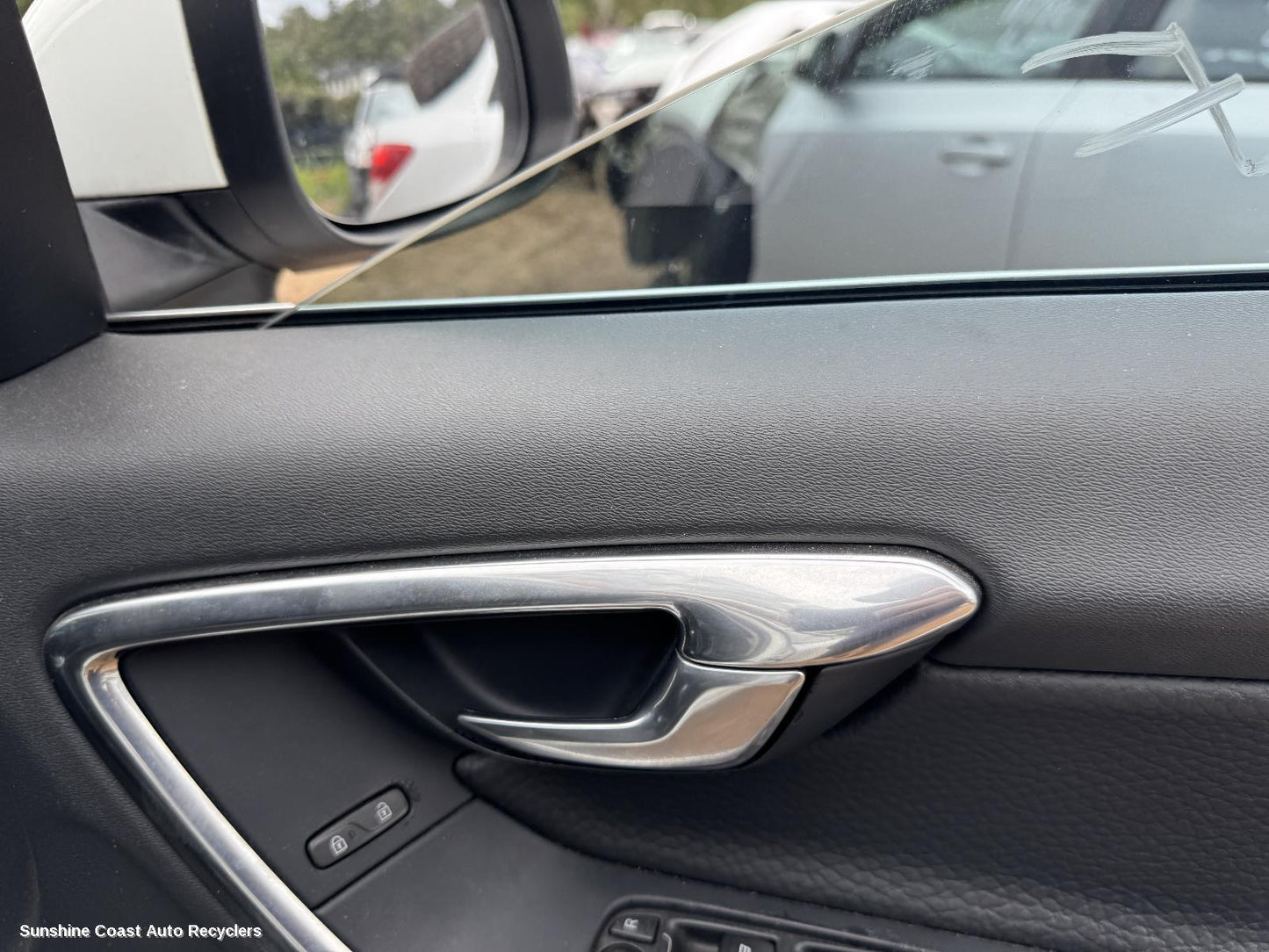 2012 Volvo S60/v60 Door Handle