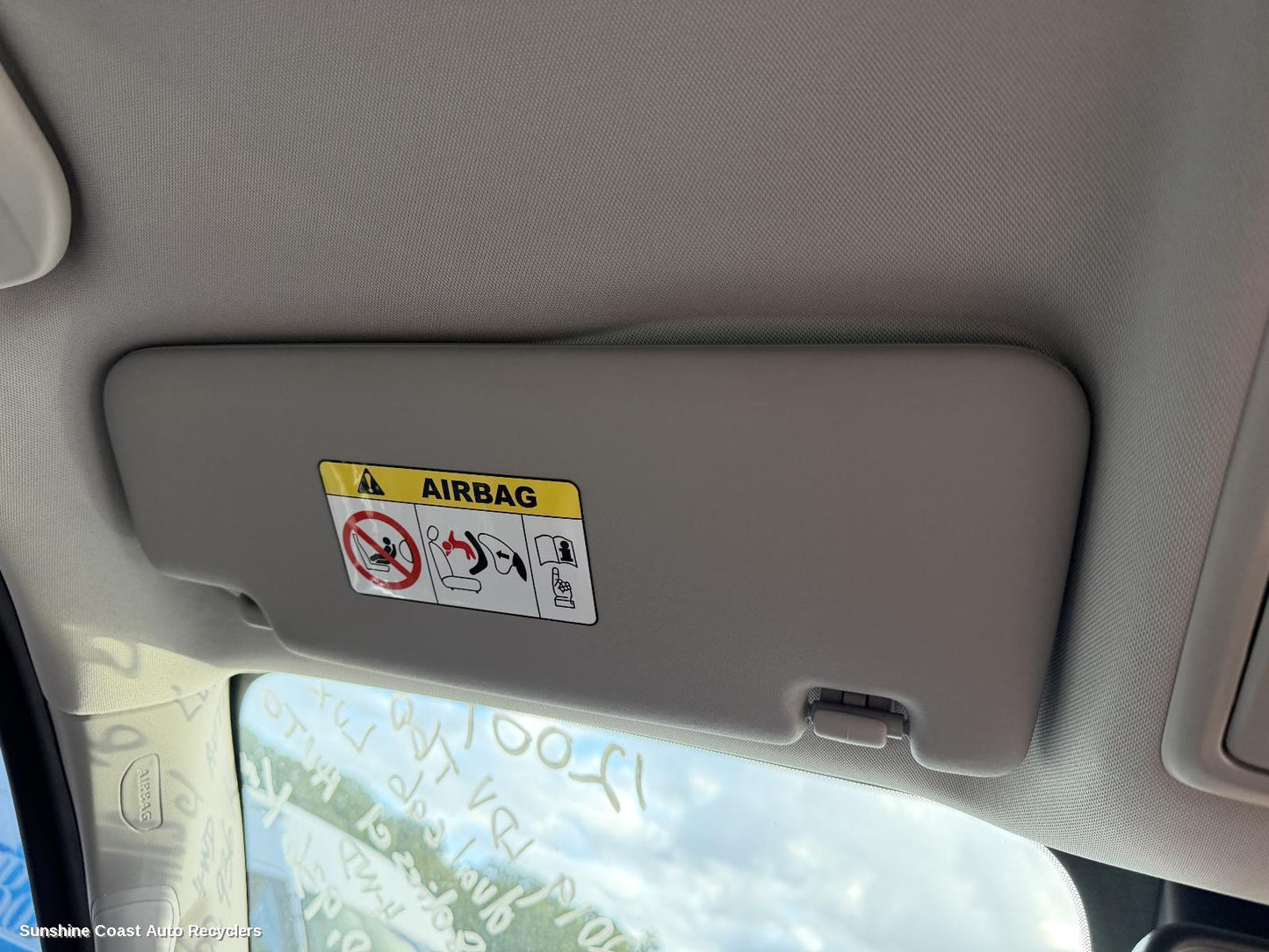 2017-2025 Ldv T60 Sunvisor