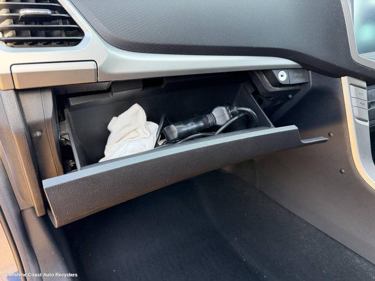 2017-2026 Ldv T60 Glove Box