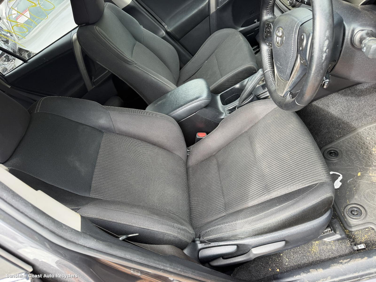 2012-2018 Toyota Rav4 Front Seat