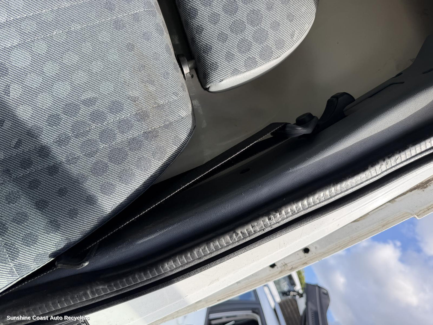 2006-2014 Ford Transit Seatbelt Stalk
