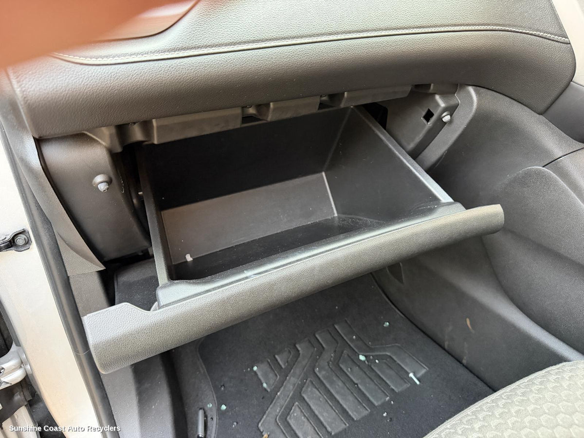 2018-2020 Holden Acadia Glove Box