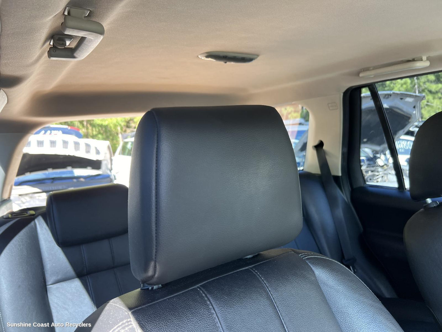 2011 Land Rover Freelander Headrest