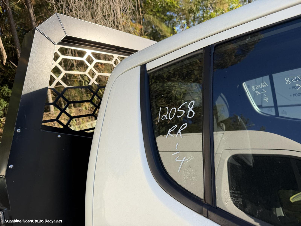 2006-2015 Mitsubishi Triton Right Rear 1 4 Door Glass