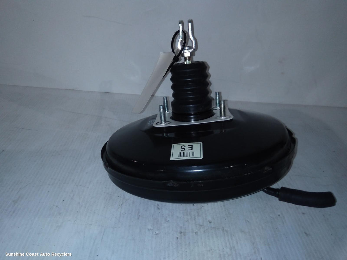 2020-2026 Kia Stonic Brake Booster