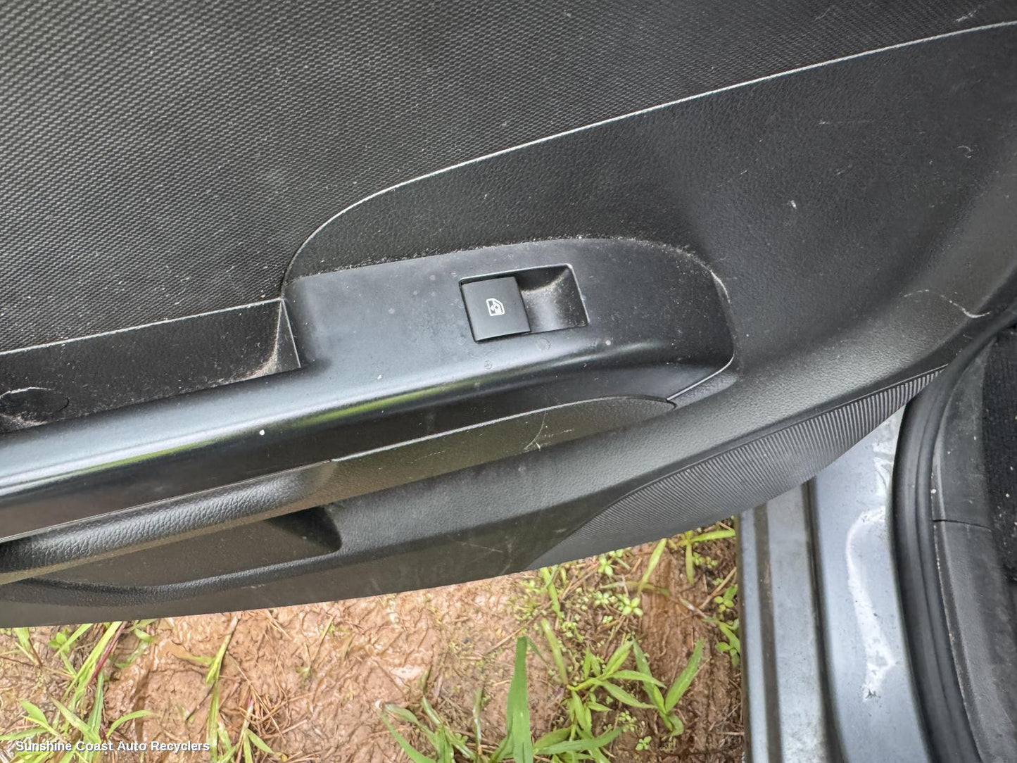 2013 Holden Barina Pwr Dr Wind Switch