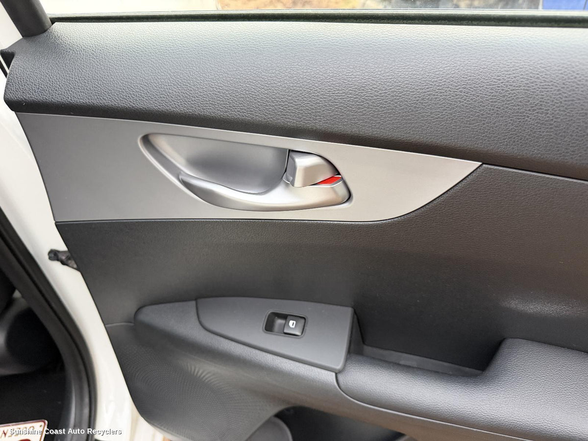 2018-2024 Kia Cerato Pwr Dr Wind Switch