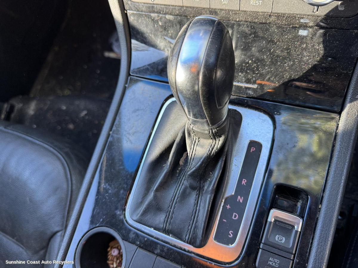 2010-2018 Volkswagen Touareg Gear Stick Shifter