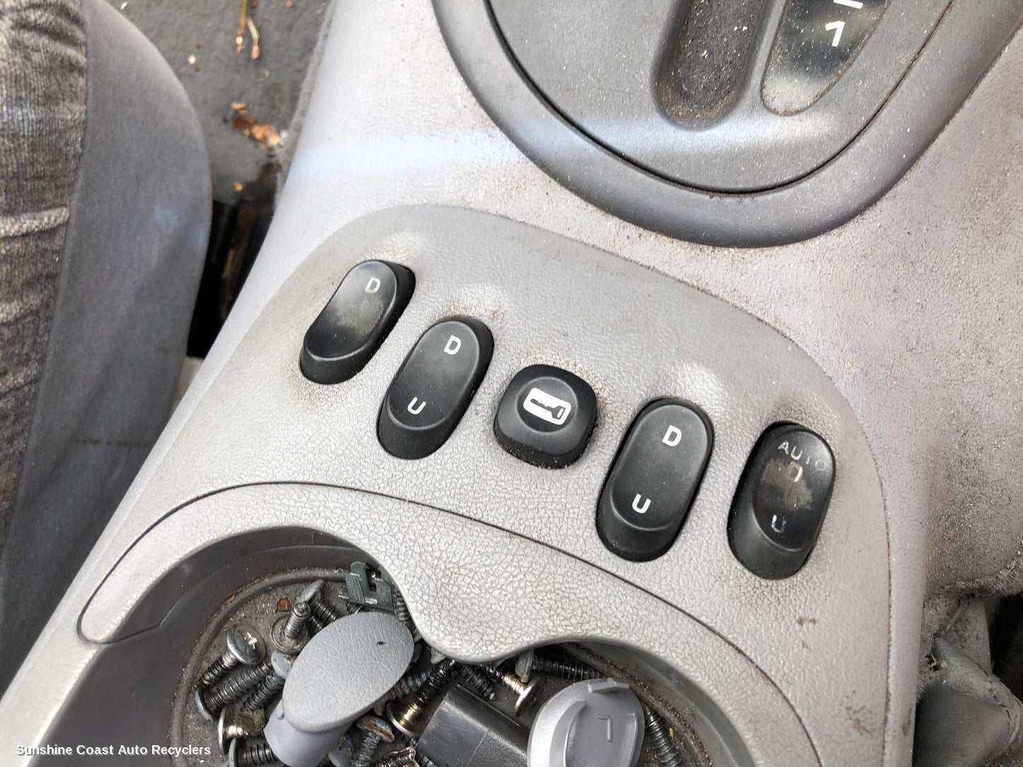 1997 Ford Falcon Pwr Dr Wind Switch