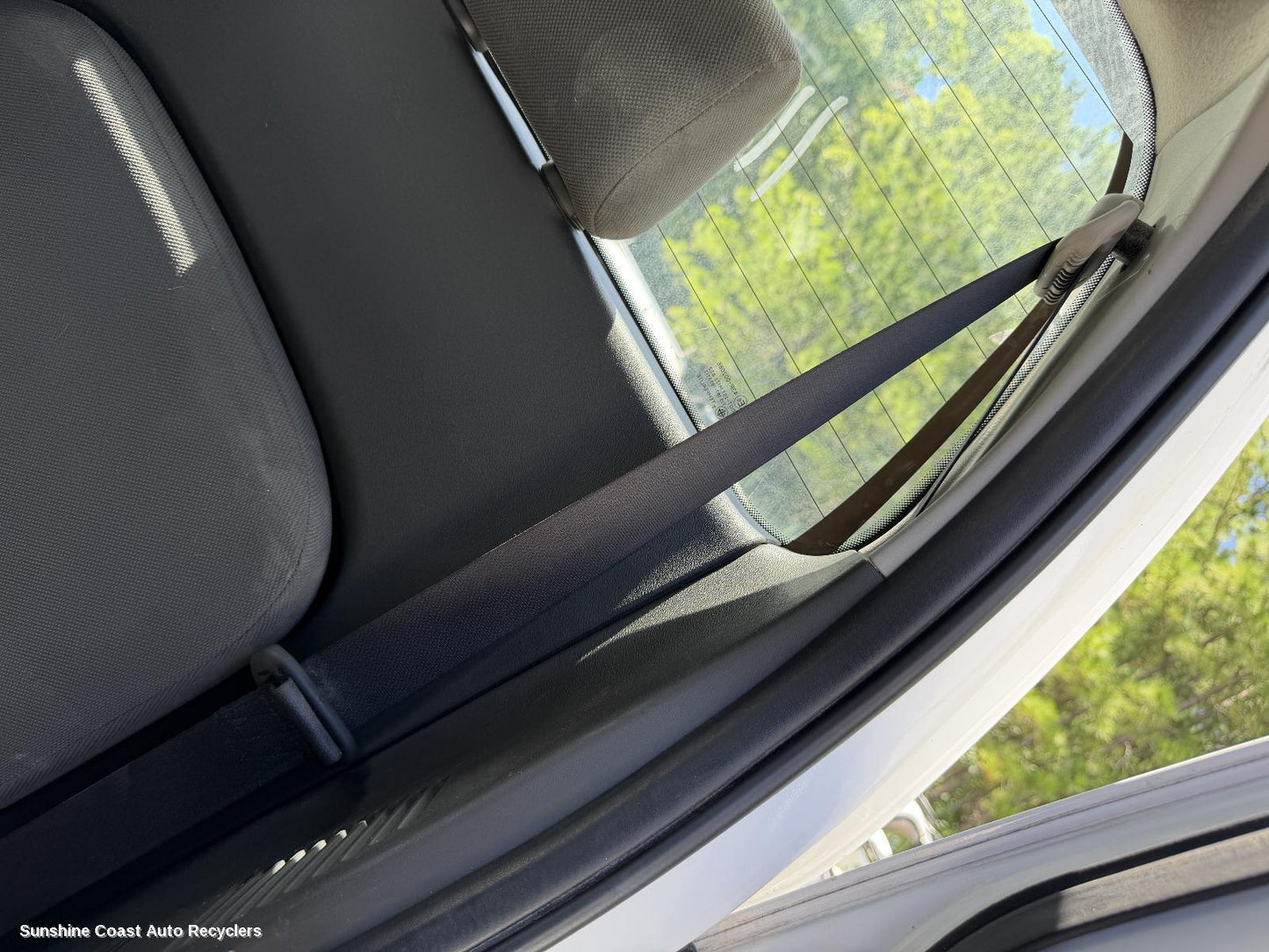 2008-2015 Nissan Navara Seatbelt Stalk