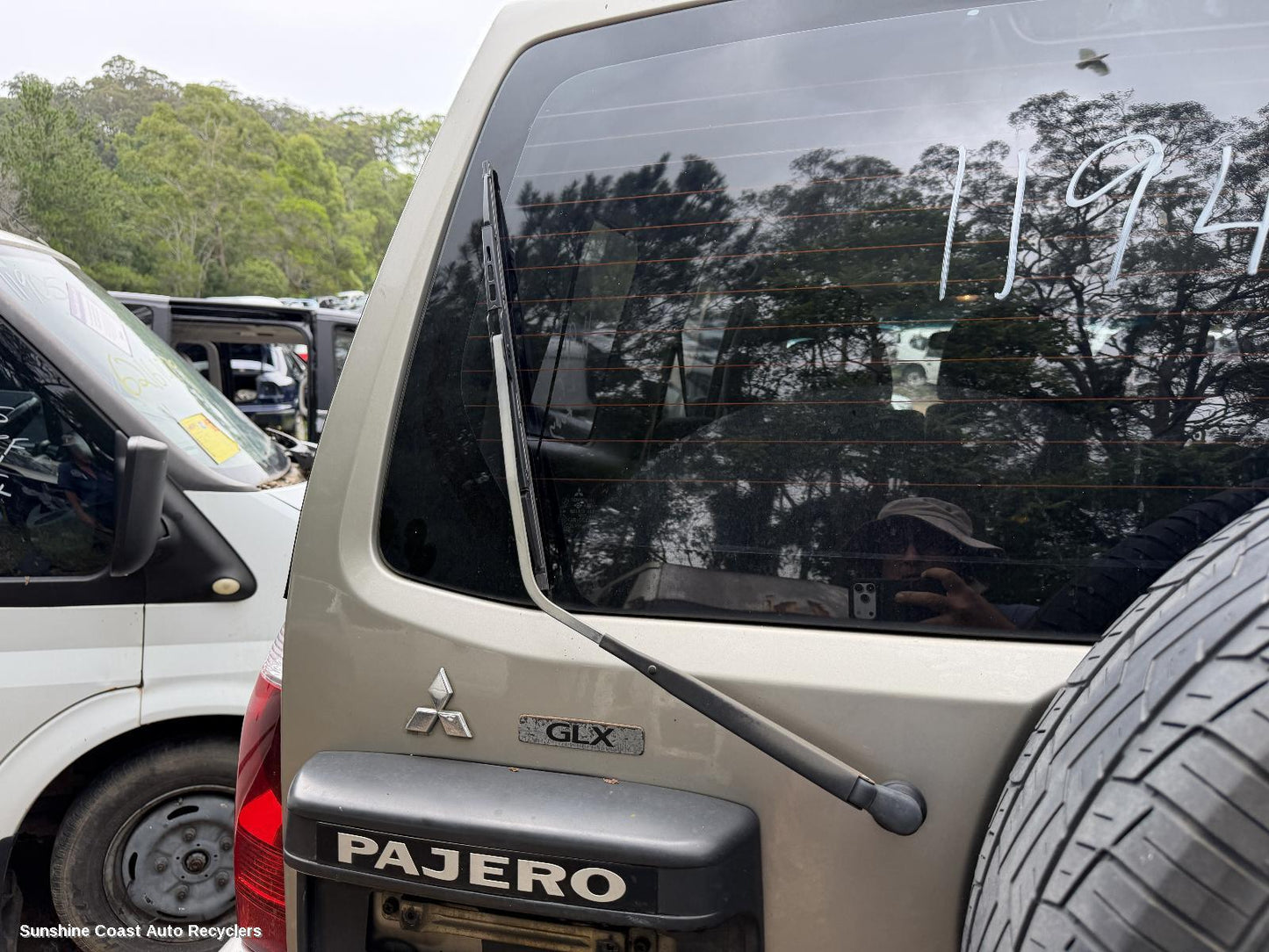 2000-2006 Mitsubishi Pajero Wiper Arm
