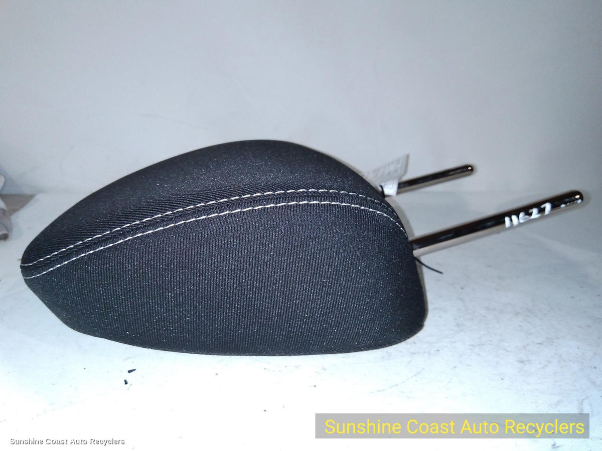 2015-2026 Suzuki Vitara Headrest
