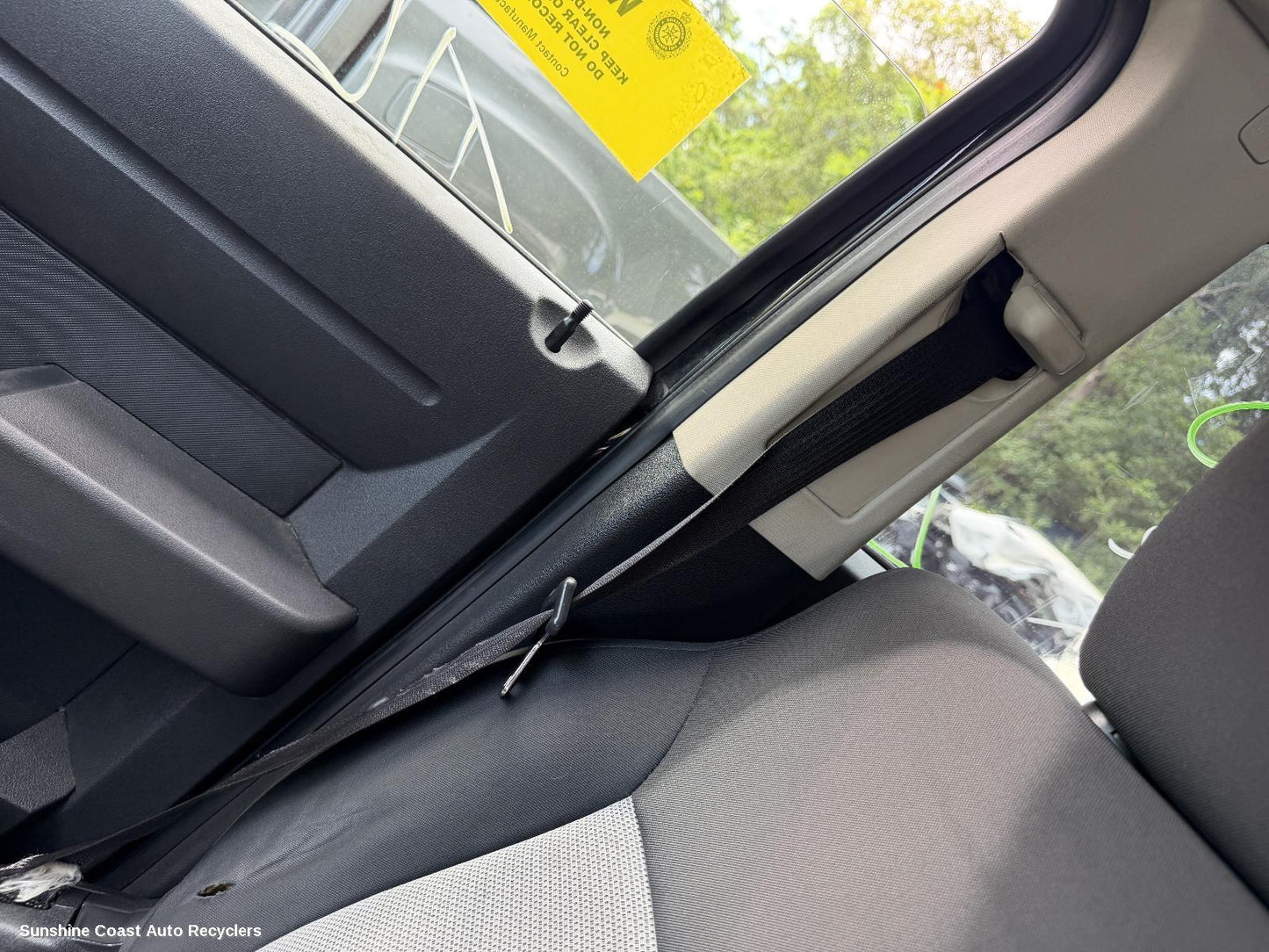 2007-2011 Dodge Nitro Seatbelt Stalk