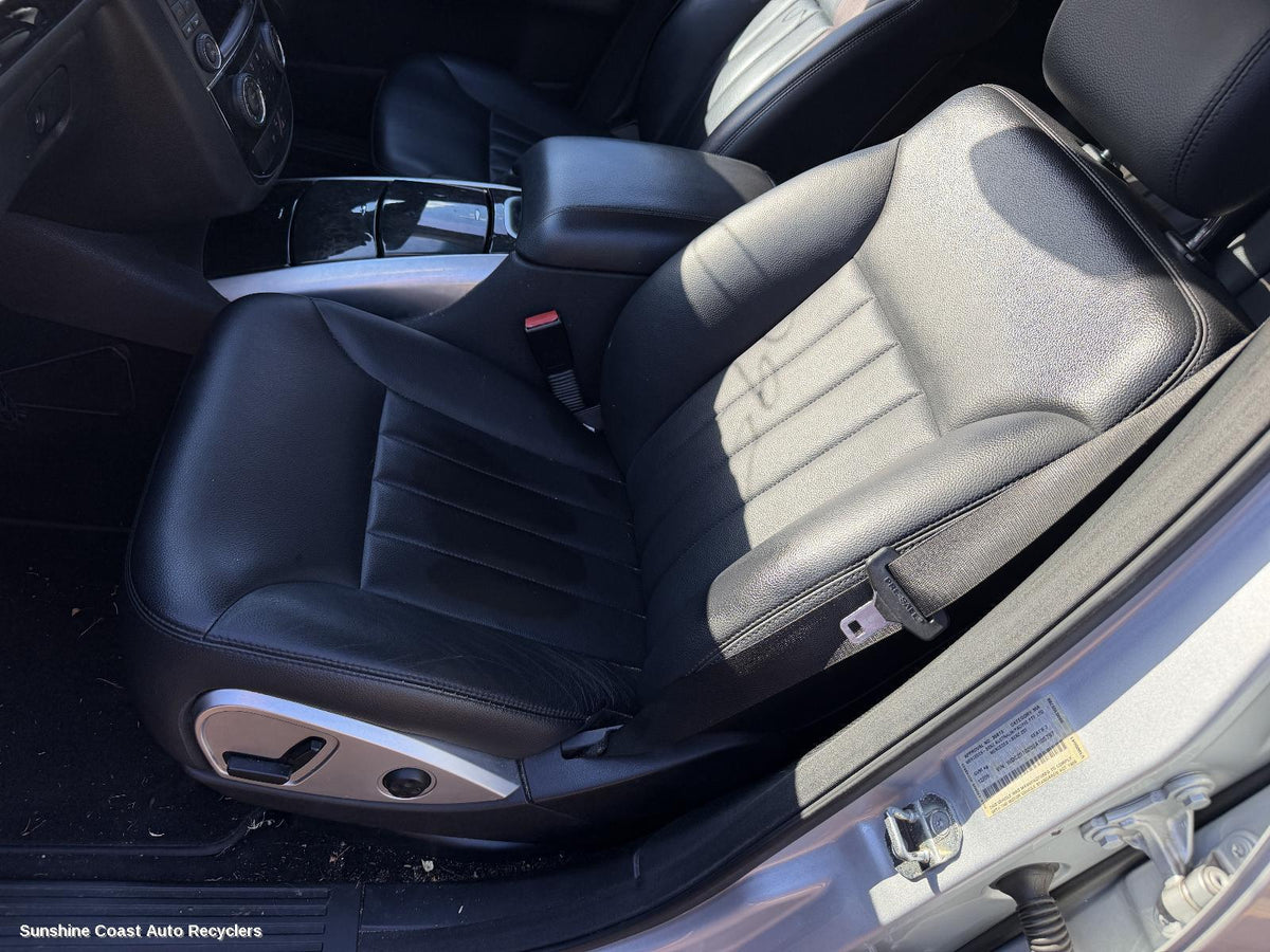 2006-2010 Mercedes R Class Front Seat
