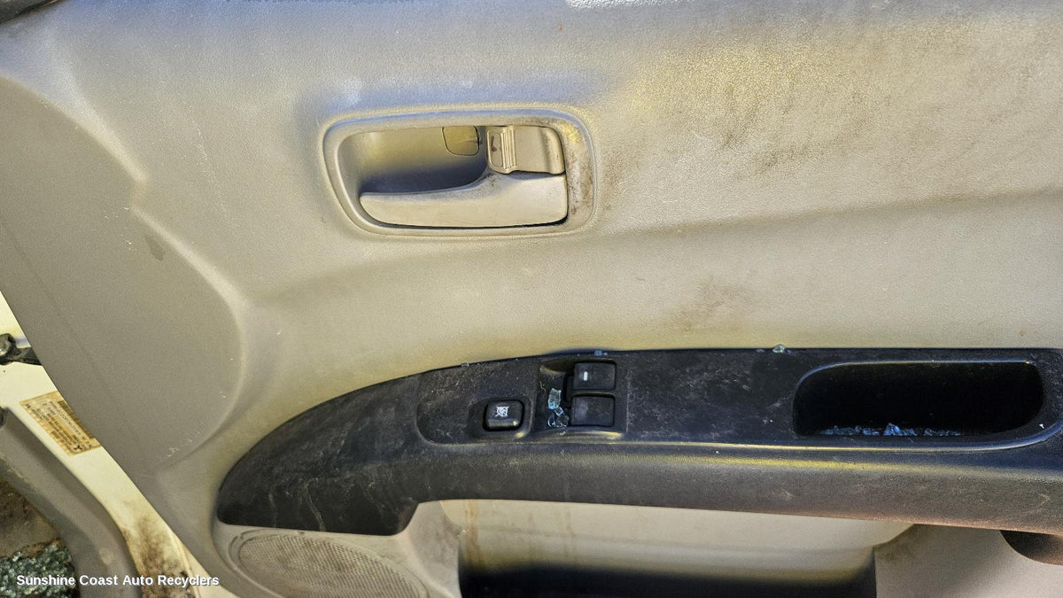 2006-2015 Mitsubishi Triton Pwr Dr Wind Switch