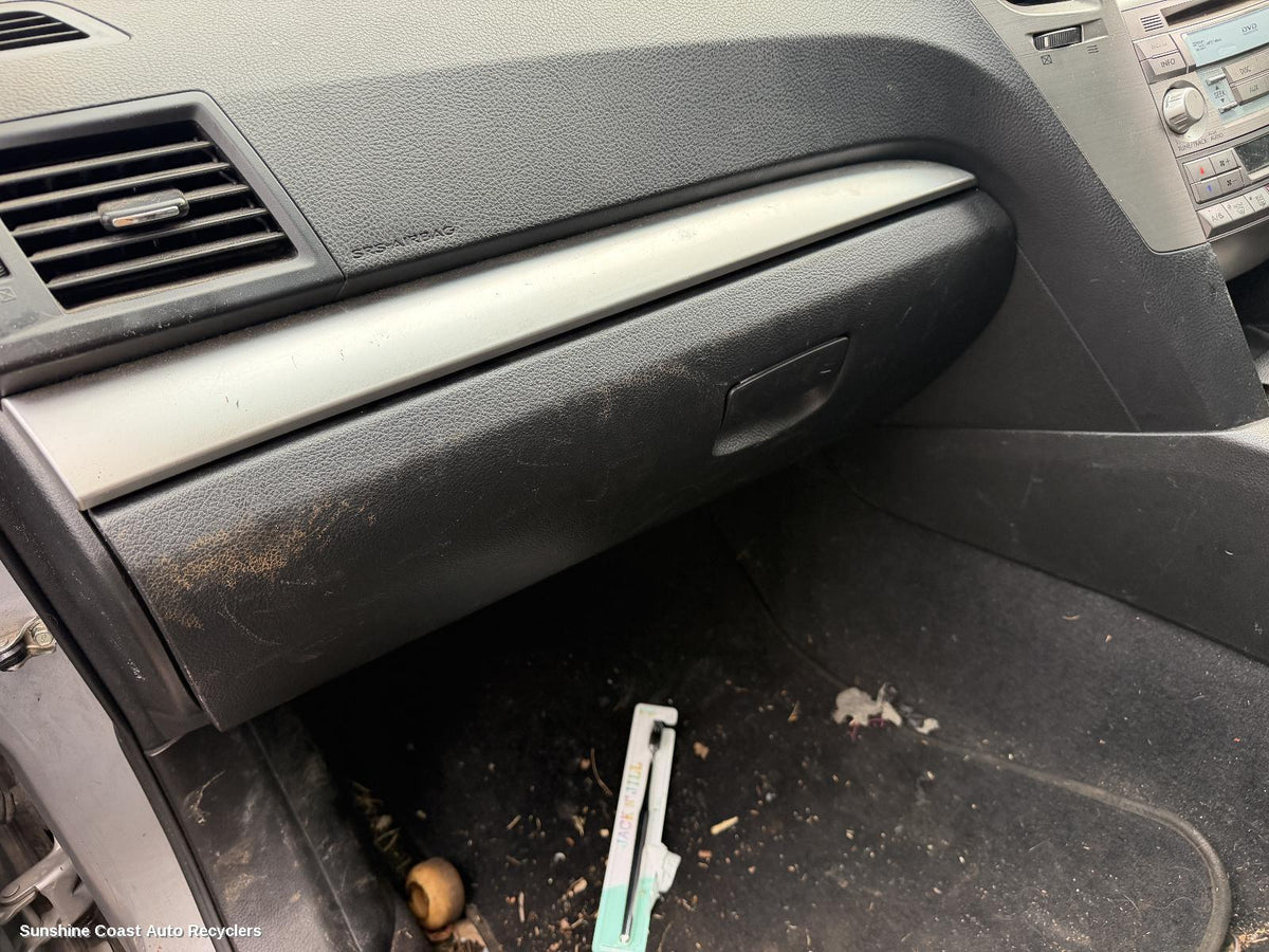 2009-2014 Subaru Outback Glove Box