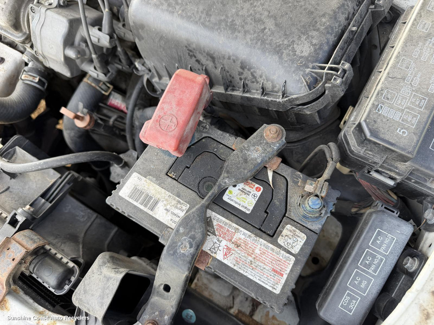 1998-2001 Toyota Corolla Battery Terminal