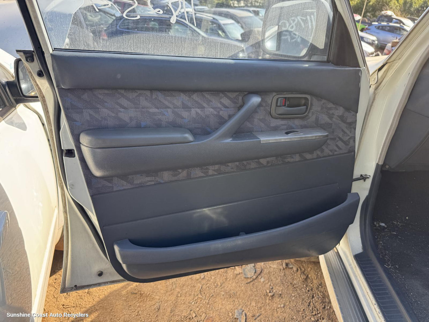 1996 Toyota Landcruiser Door Handle