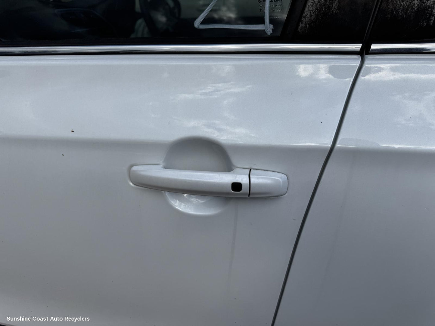 2017 Suzuki S-cross Door Handle