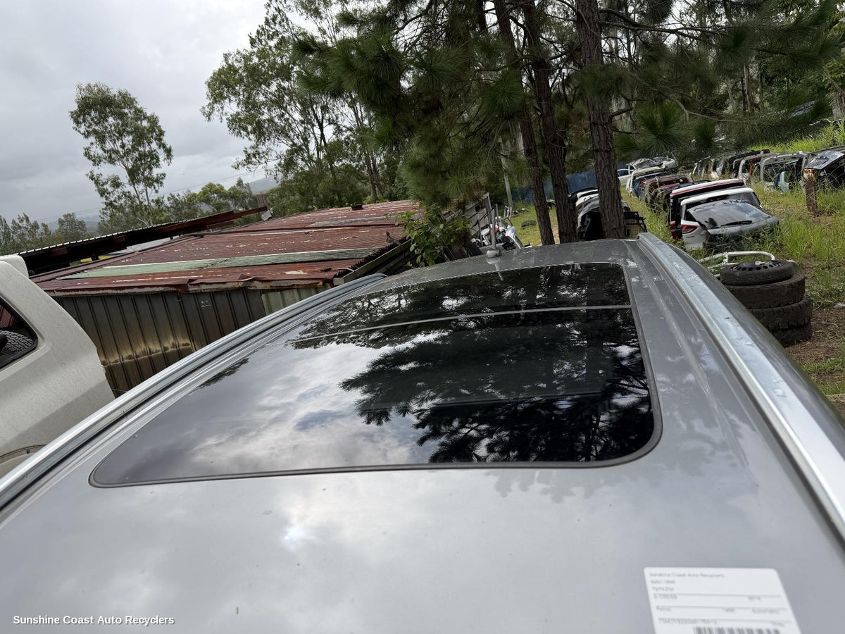2013-2022 Suzuki S-cross Roof Glass Sunroof T