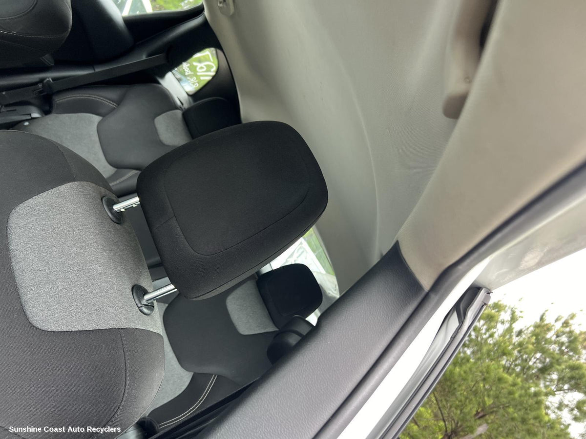 2014-2019 Jeep Cherokee Headrest