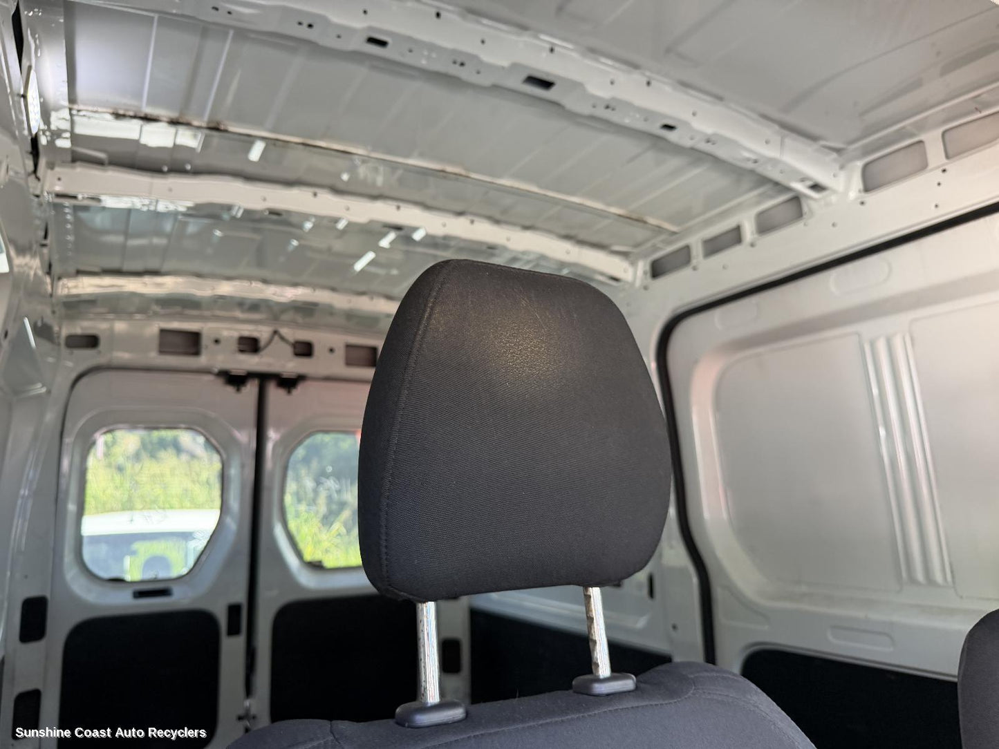 2020-2026 Ldv Deliver 9 Headrest