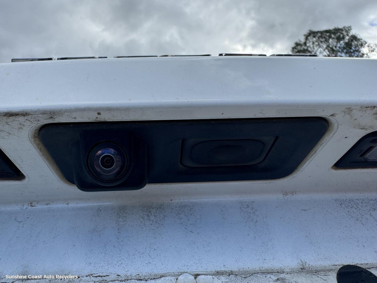 2016-2024 Jaguar F Pace Reverse Camera