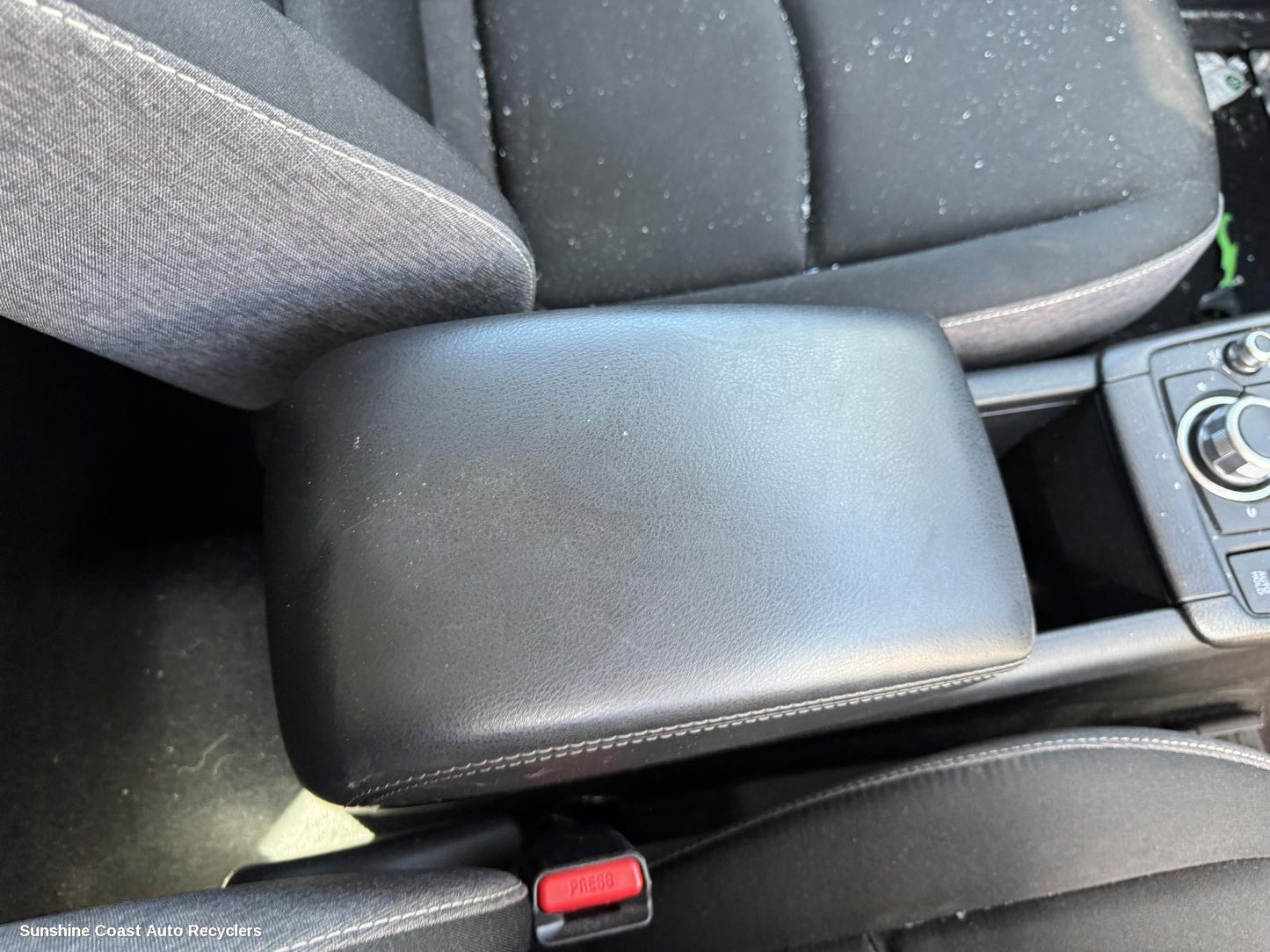 2023 Mazda Cx3 Console
