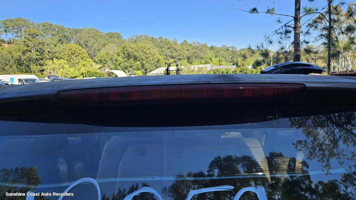 2004-2009 Honda Odyssey High Level Stoplight