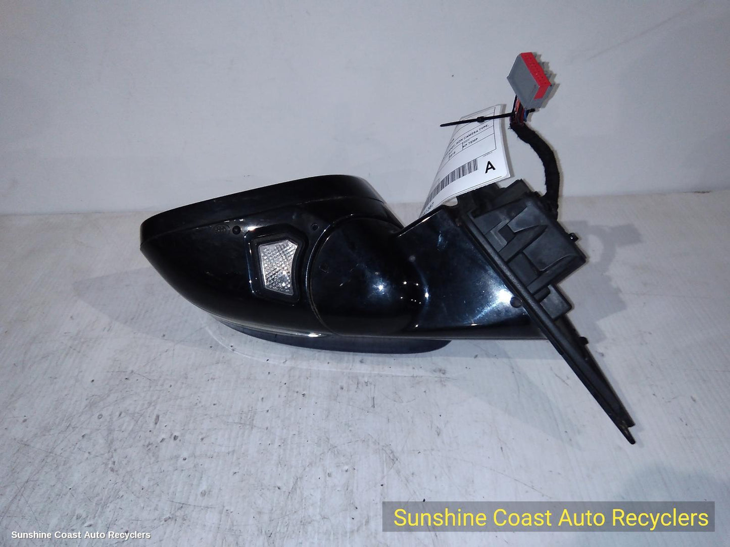 2015 Jaguar Xe Left Door Mirror