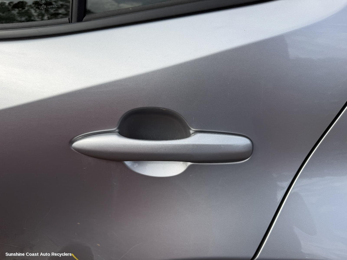2020-2026 Toyota Yaris Cross Door Handle
