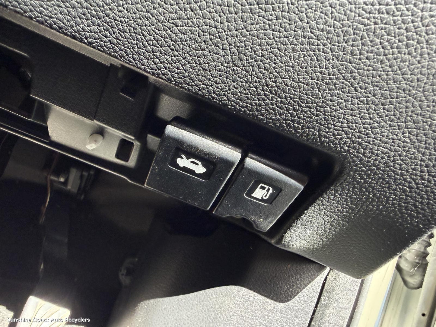 2013-2021 Nissan Qashqai Bonnet Release