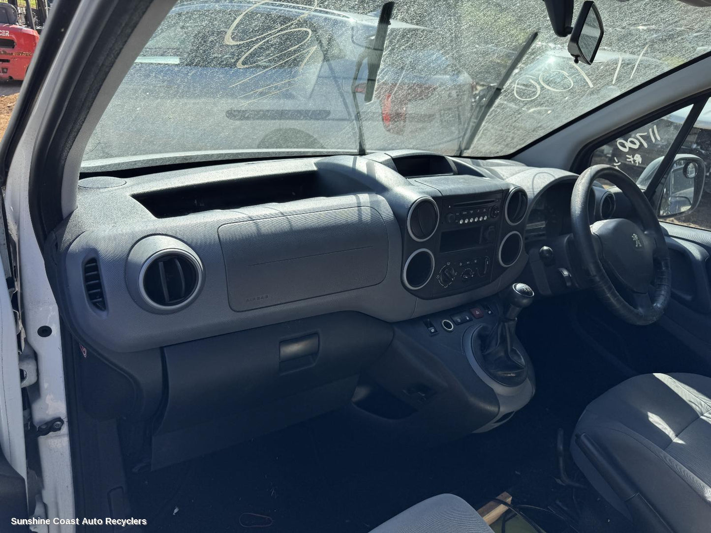 2013 Peugeot Partner Glove Box