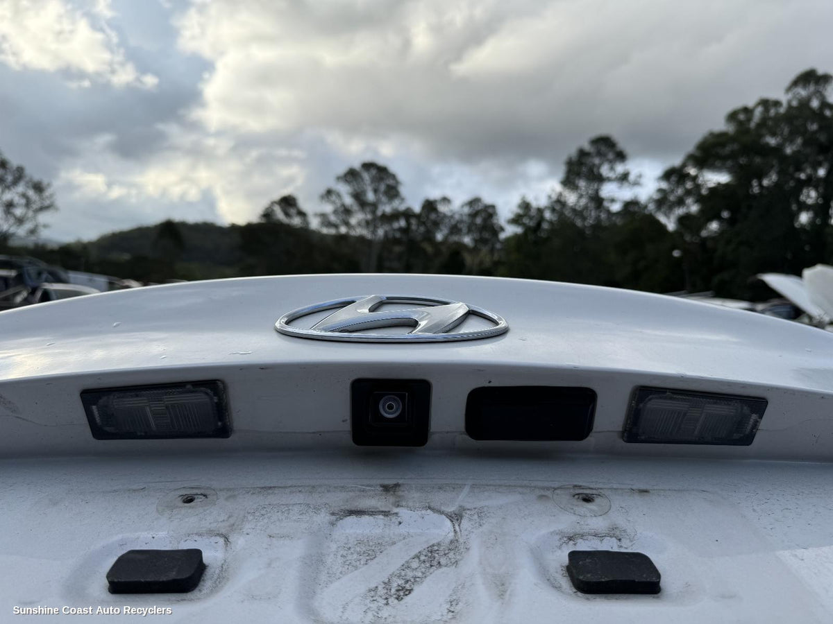 2011-2015 Hyundai Elantra Reverse Camera