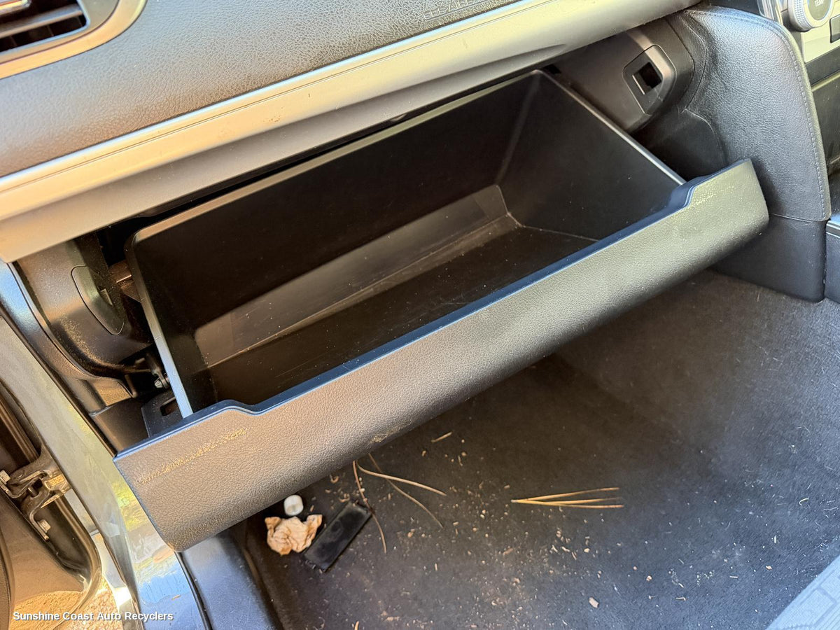 2011-2015 Toyota Camry Glove Box
