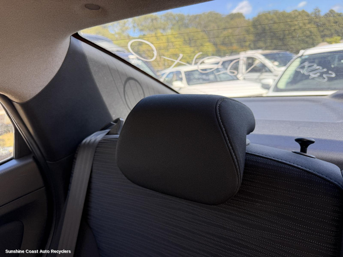 2011-2019 Hyundai Accent Headrest