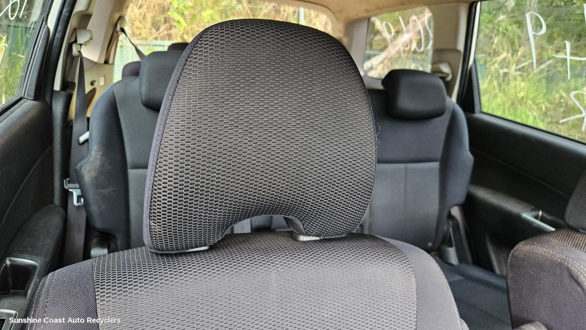 2009-2014 Subaru Liberty Headrest