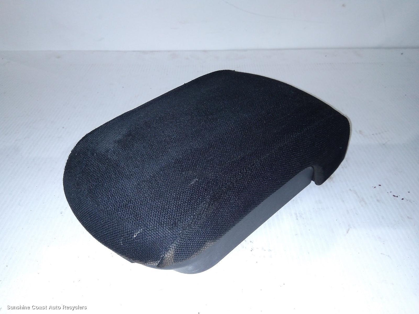 2010 Mitsubishi Triton Console