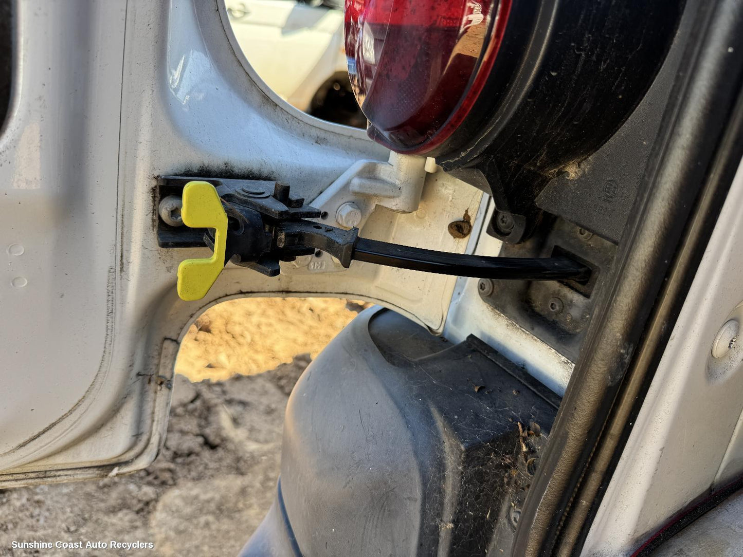 2013 Peugeot Partner Bootlid Tgate Hinge