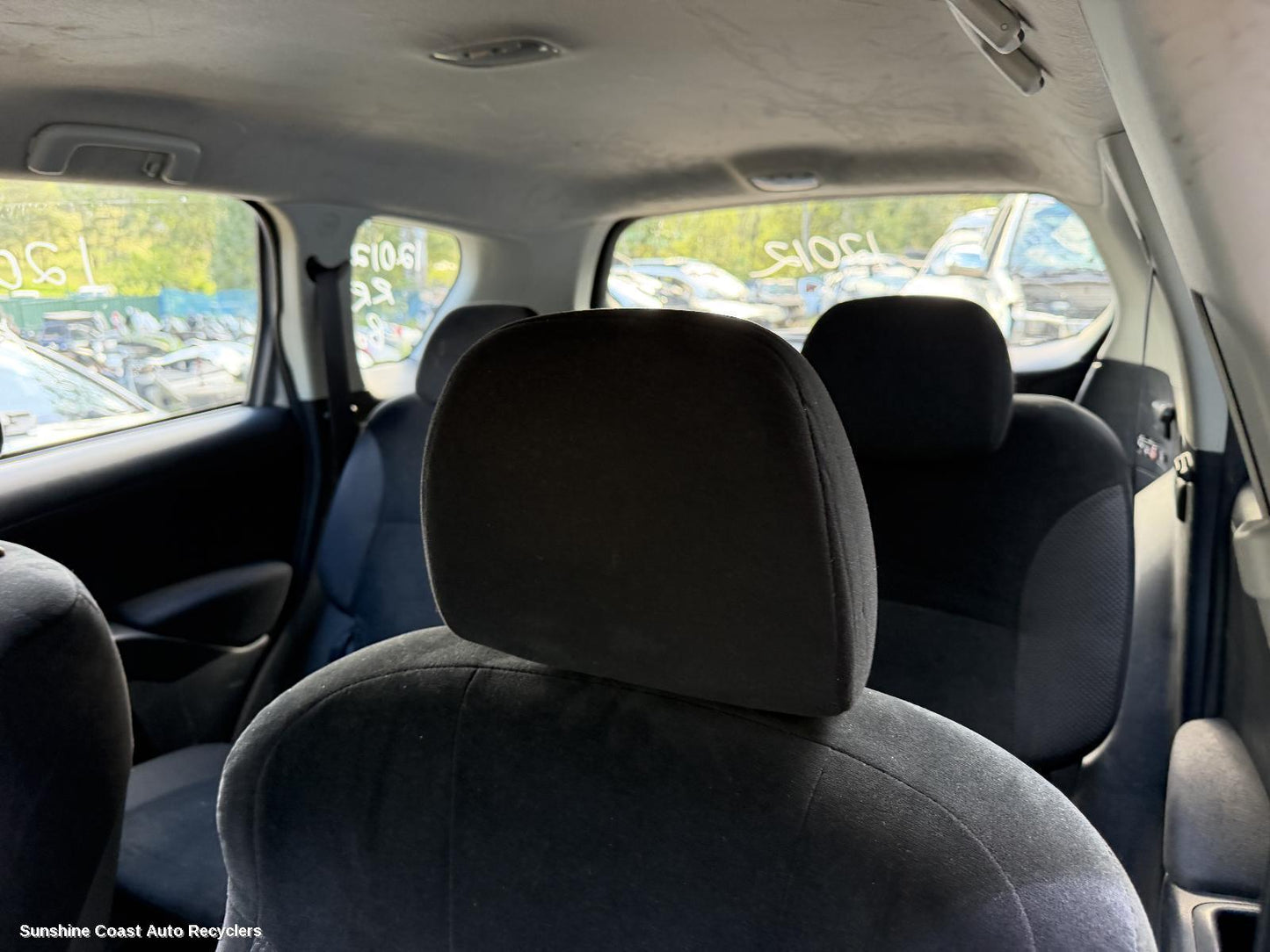 2009-2012 Mitsubishi Outlander Headrest
