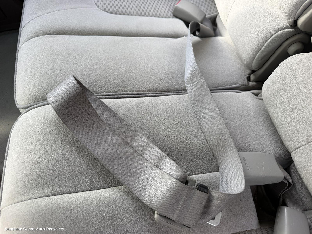 2002-2004 Nissan Patrol Seatbelt Stalk