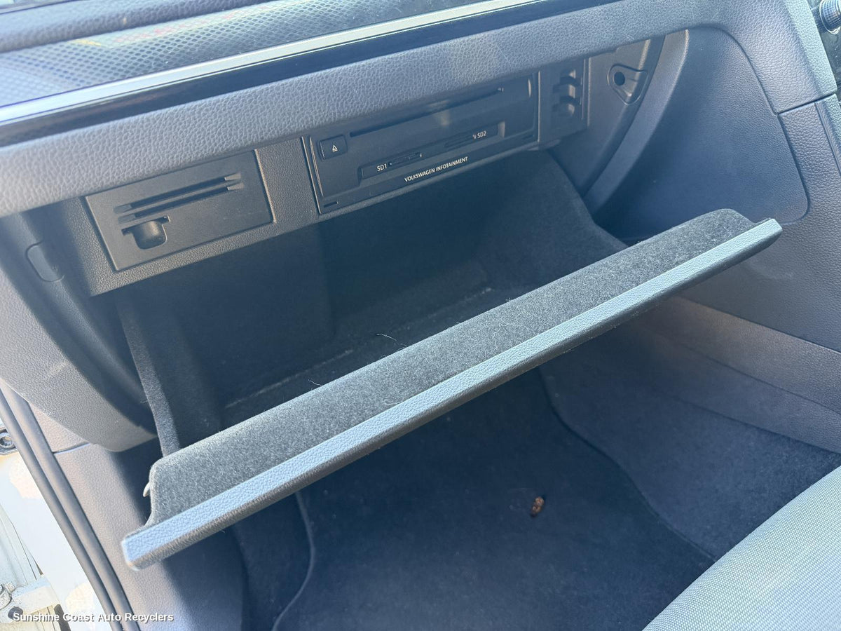 2012-2020 Volkswagen Golf Glove Box