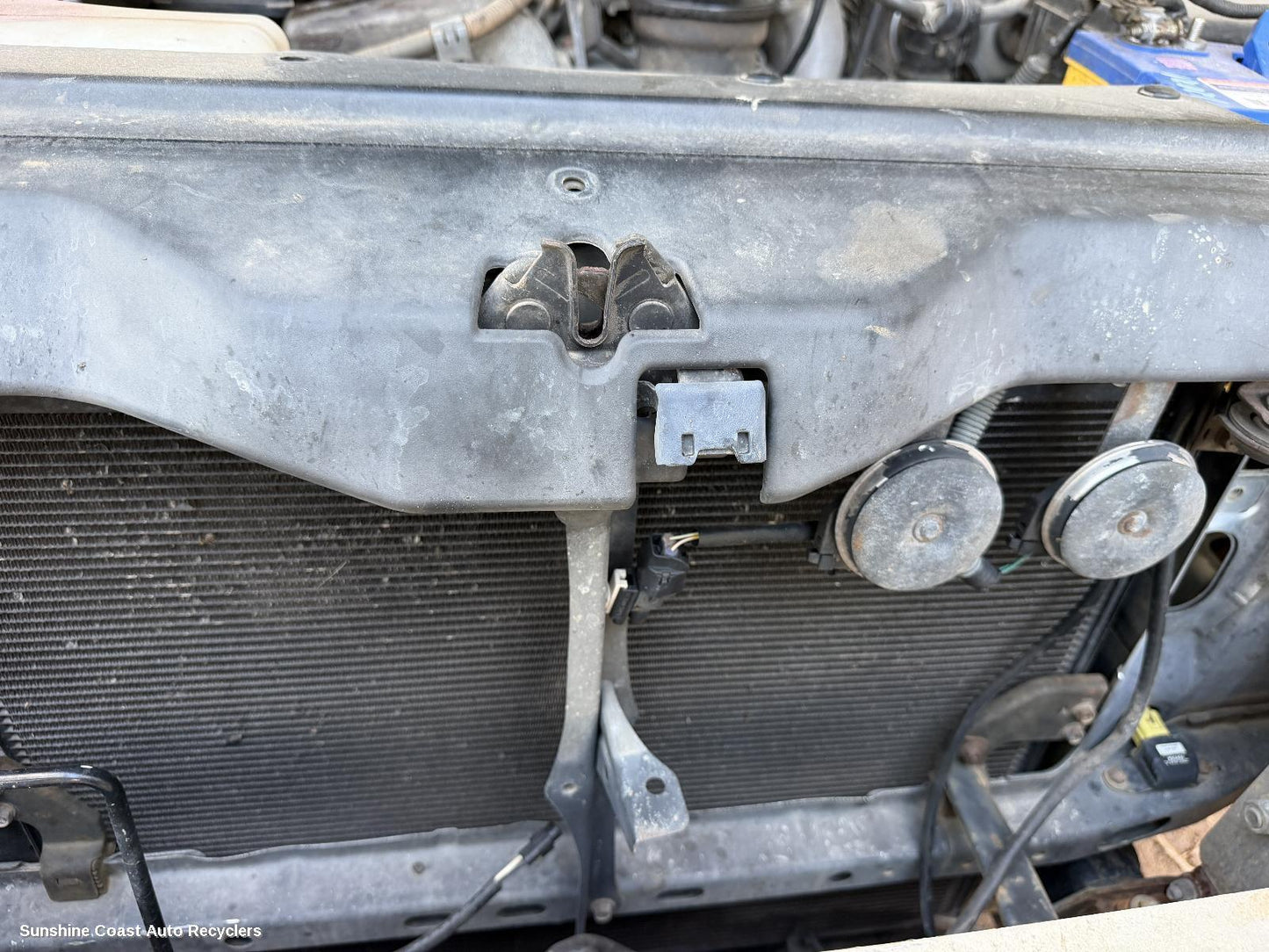 2003-2009 Toyota Prado Radiator Support